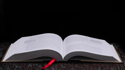 2021年12月5日天干地支是什么 2021年11月27日五行穿衣