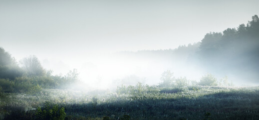 何猷君比奚梦瑶小几岁