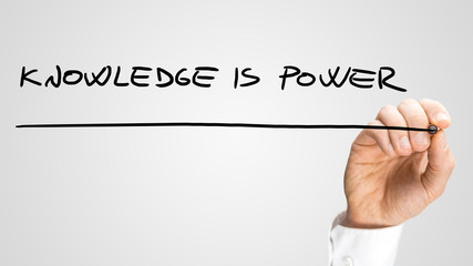 肖战是宝格丽代言人吗 宝格丽的代言人都有谁