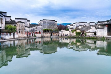 水瓶座女孩智商高吗