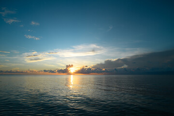 铁将军防盗器如何解除自动上锁的功能？